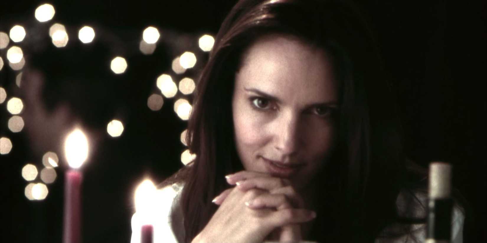 Ashley Laurence as Kirsty looking into the camera in Hellaiser Hellseeker