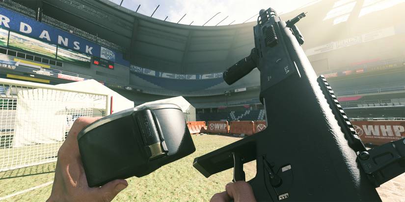COD: Warzone's New JAK-12 Shotgun Already Nerfed For Being Overpowered