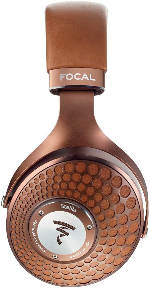 Focal Stellia Closed-Back Circum-Aural Over-Ear Headphones (1)