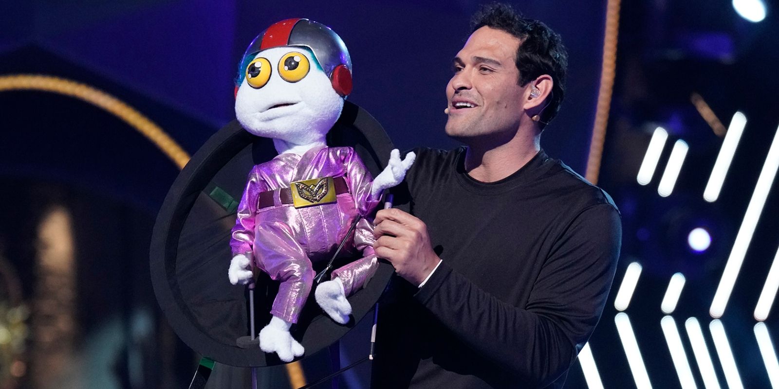 The Masked Singer: Baby Alien Revealed To Be NFL Player Mark Sanchez