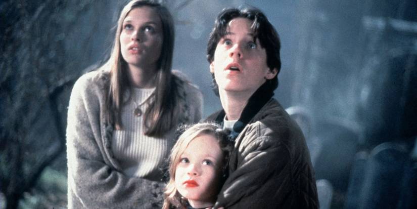 Hocus Pocus: 5 Times We Felt Bad For Max (& 5 Times We Hated Him)
