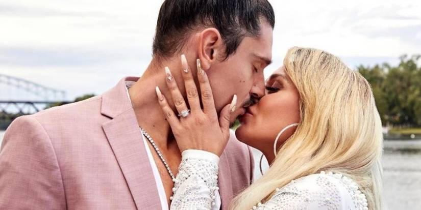 Darcey Silva and Georgi Rusev from Darcey & Stacey and 90 Day Fiancé, kissing each other