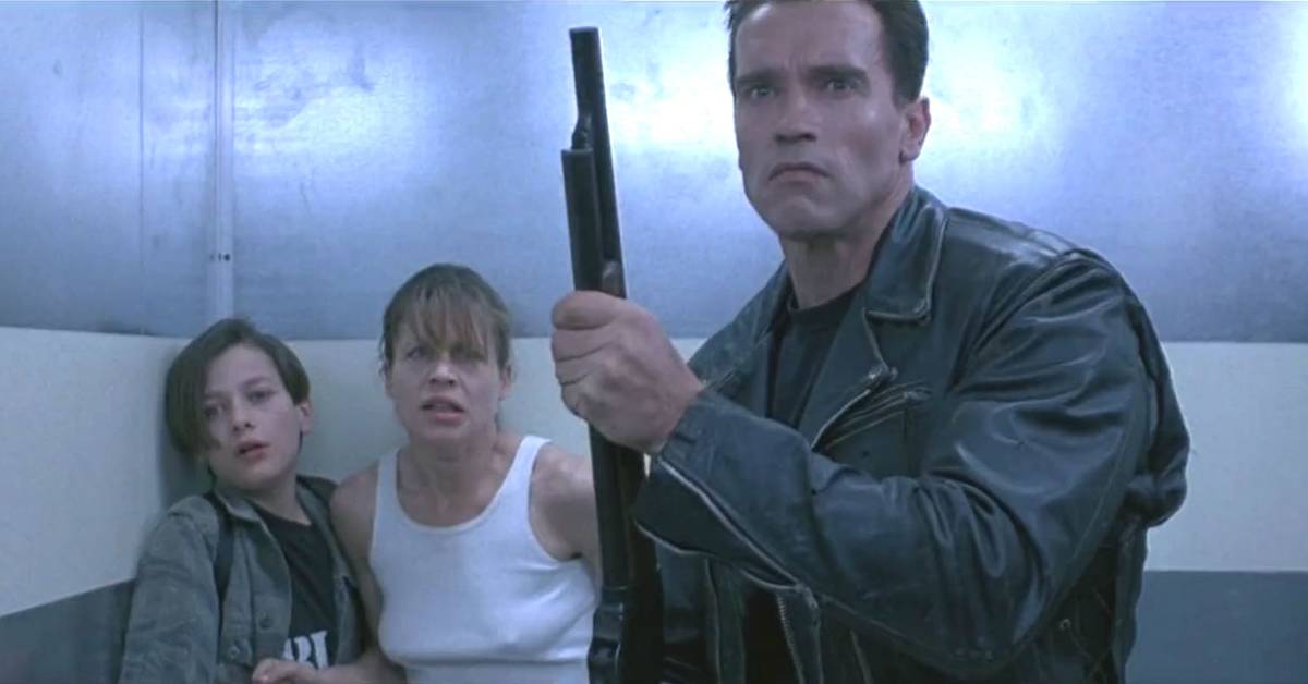 Linda Hamilton Terminator 2 Pull Ups