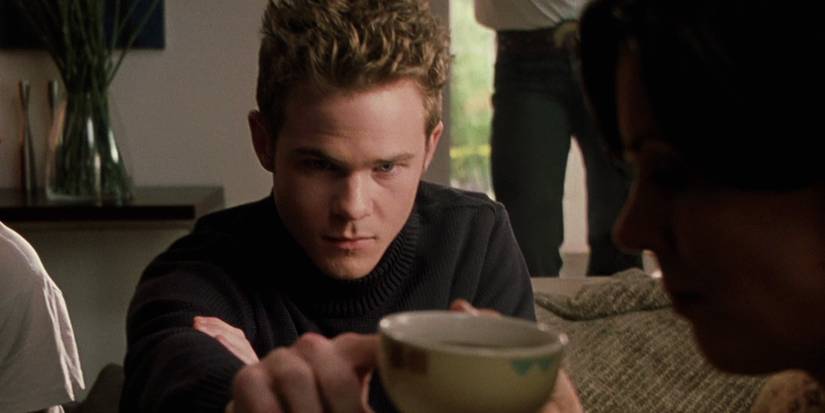 Iceman congela o chá de sua mãe em X2: X-Men United