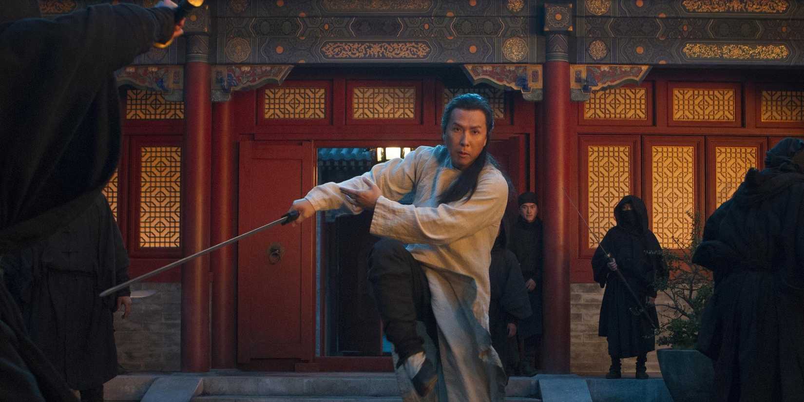 A character fighting in Crouching Tiger, Hidden Dragon Sword of Destiny