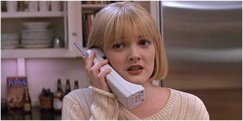 Scream: 10 Scenes In The Horror Franchise That Live Rent Free In Every ...