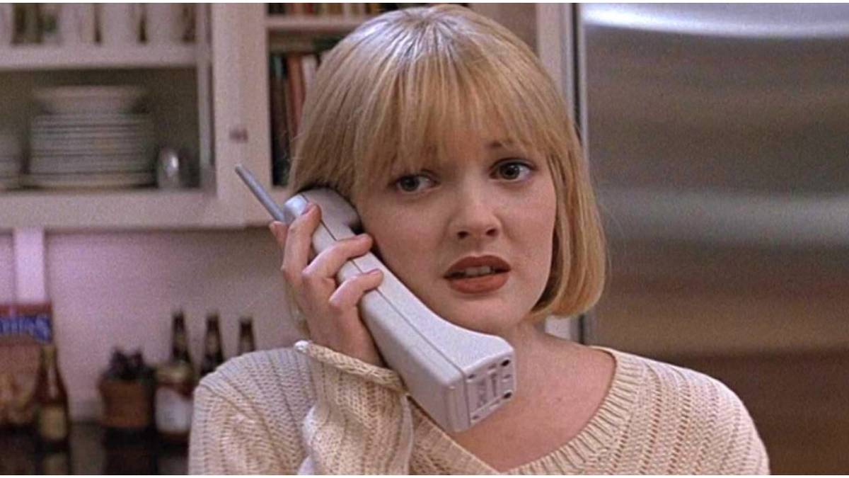 Scream's Iconic Drew Barrymore Opening Scene Was Originally A Play