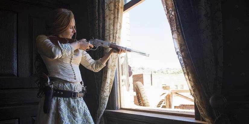 Un personnage de Godless pointant une arme par la fenêtre
