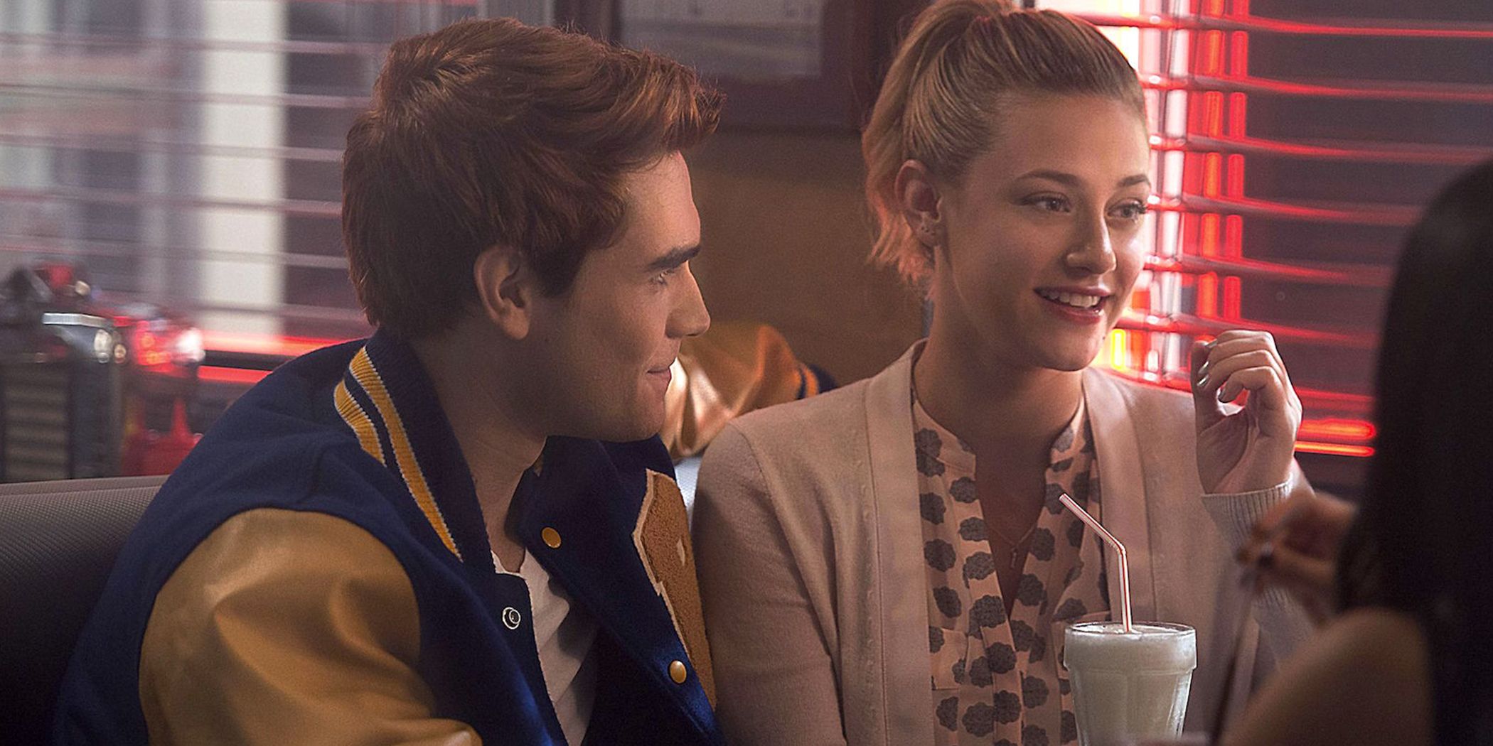 Riverdale Things That Went Wrong For Betty Once She Started Dating Jughead