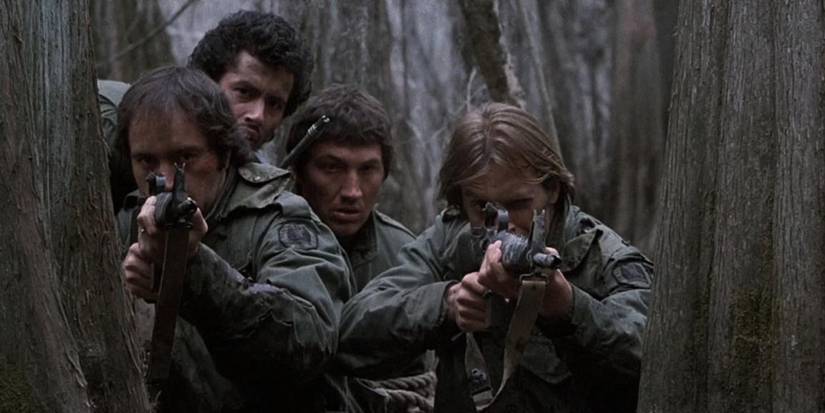 Soldados em Southern Comfort (1981)
