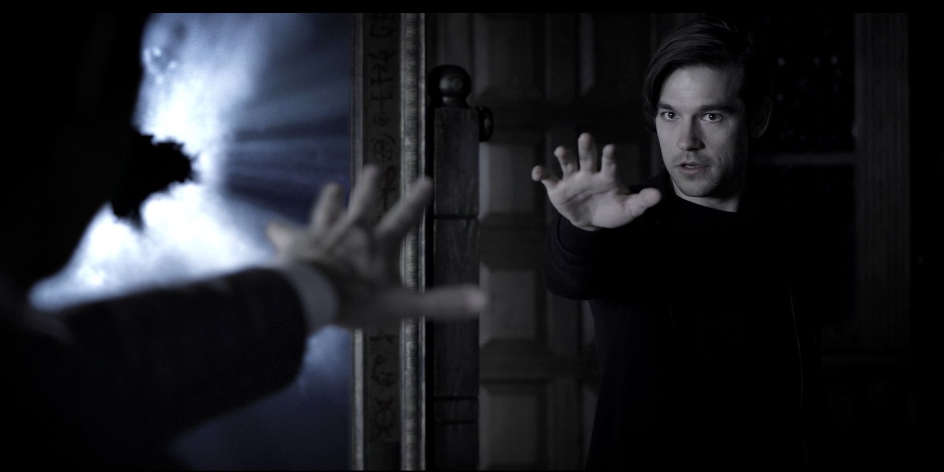 will the magicians show mirror the magicians land