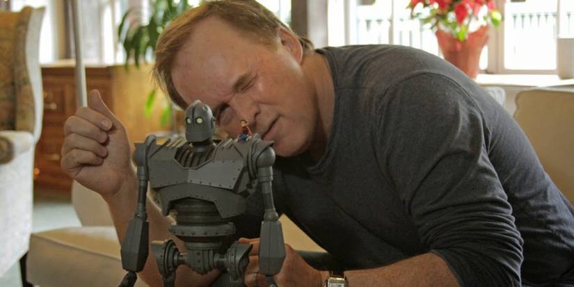 Brad Bird &ndash; Incredibles &ndash; What lays behind the hidden message in The Iron Giant