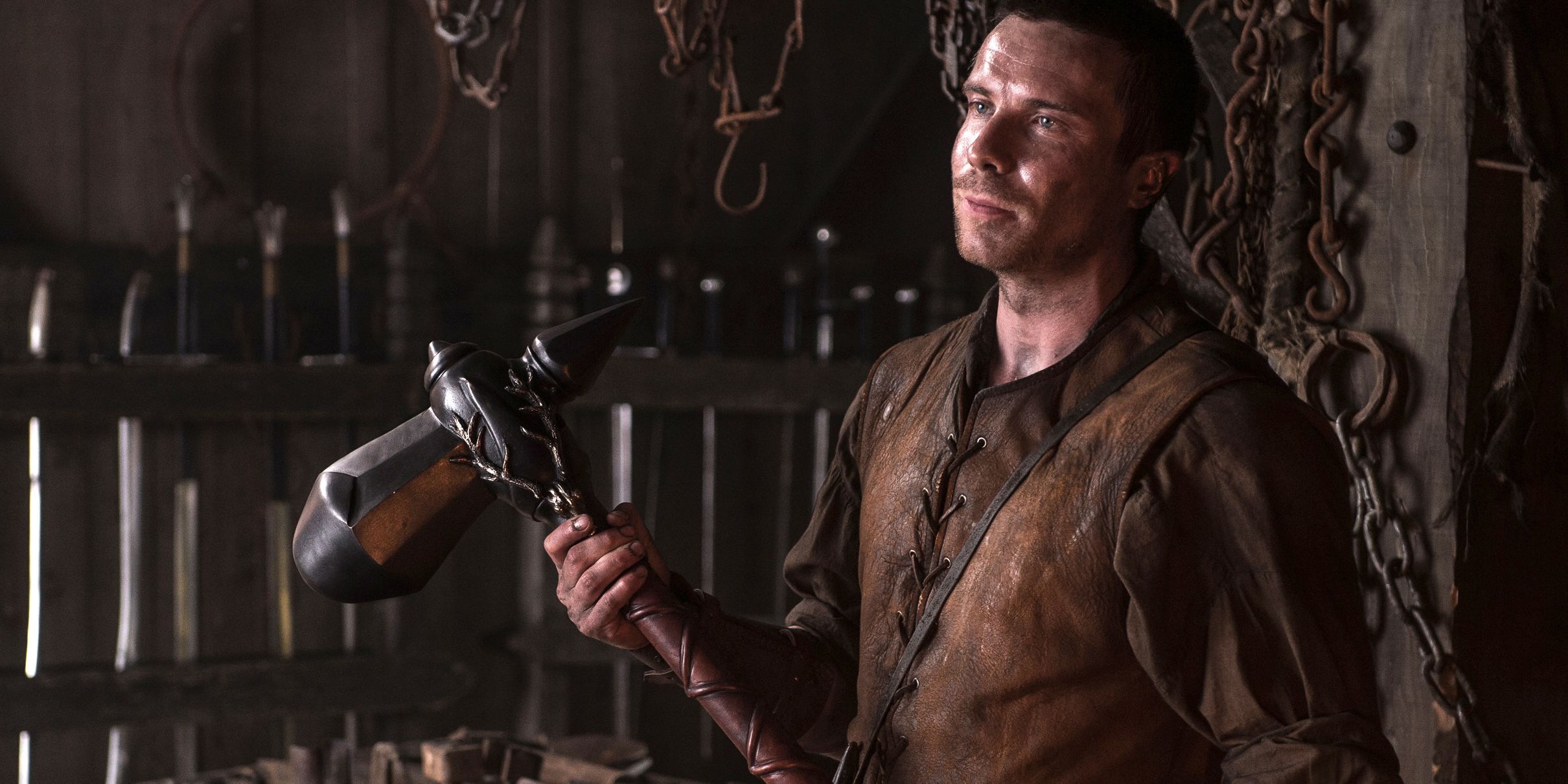 Gendry with a War hammer