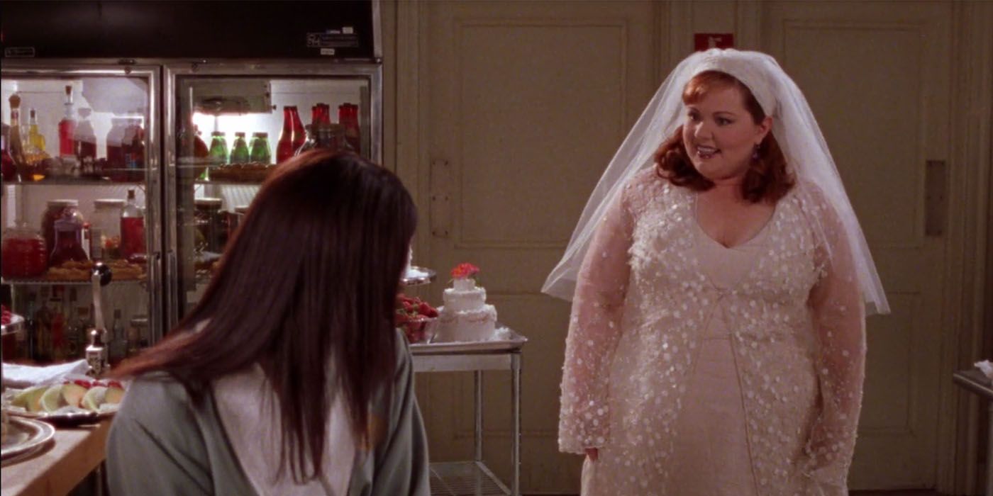 Gilmore Girls 10 Sweetest Friendship Scenes Fans Watch Over And Over
