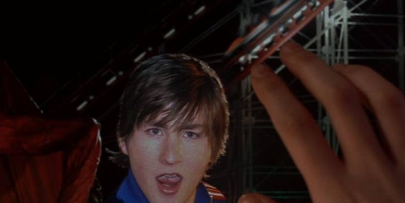 Every Death That Was Foreshadowed In The Final Destination Movies (& How)