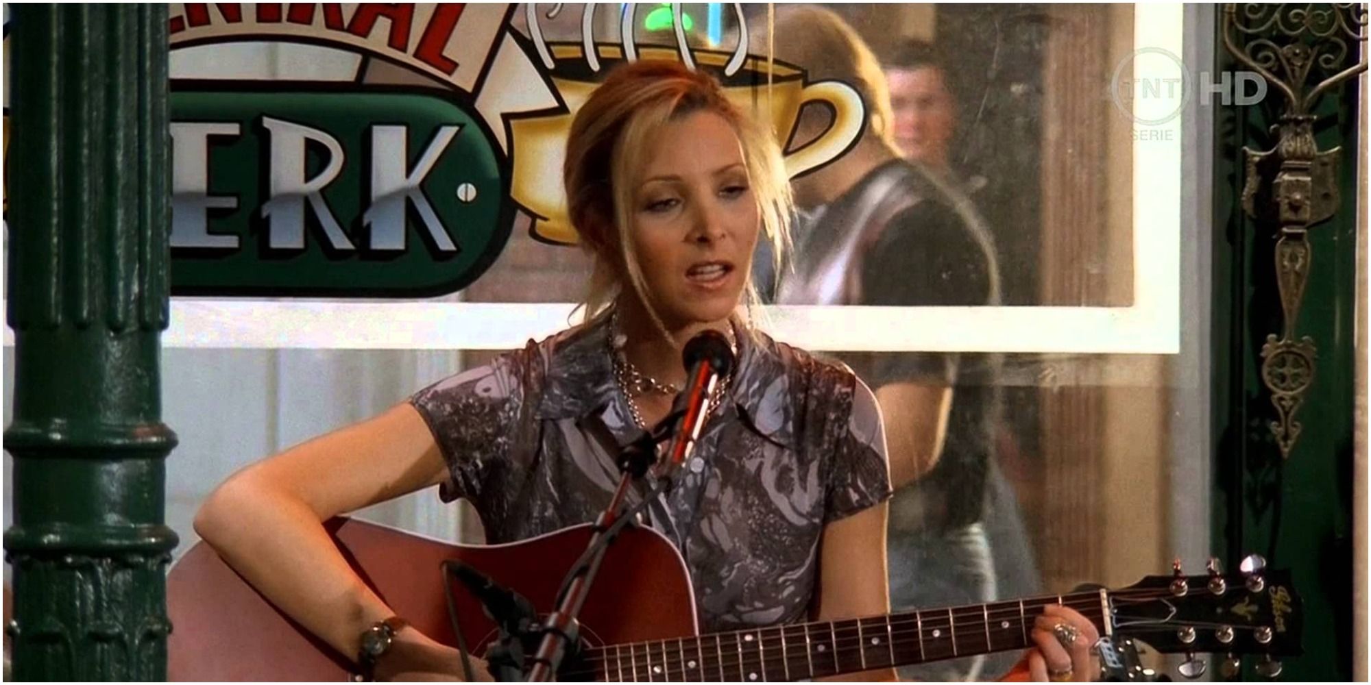 Friends 10 Most Memorable Scenes In Central Perk