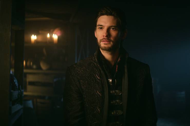https://static0.srcdn.com/wordpress/wp-content/uploads/2021/01/ShadowandBone-Season1-00-35-21-03R.jpg?q=50&fit=crop&w=740&h=493