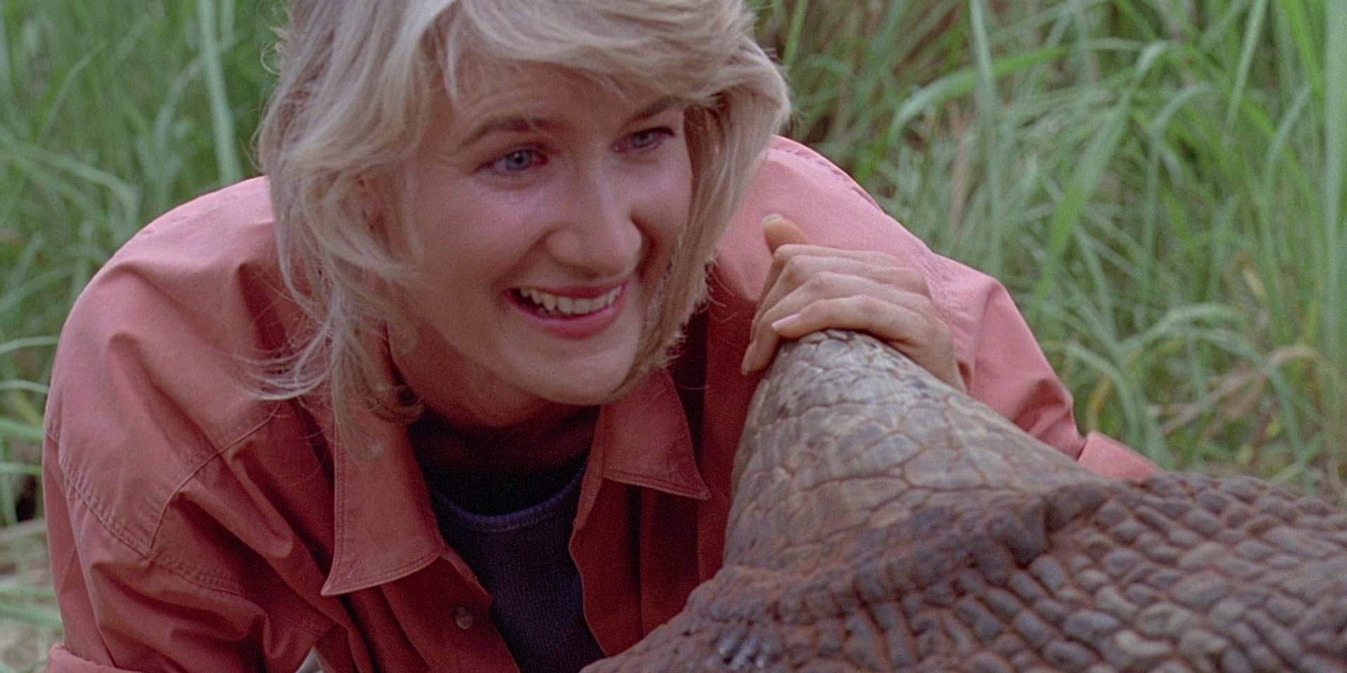 ...it seems Laura Dern was simply destined to play paleobotanist and girlfr...