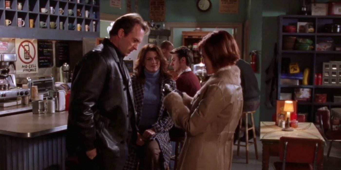 Gilmore Girls 10 People Luke Could Have Ended Up With Instead Of Lorelai