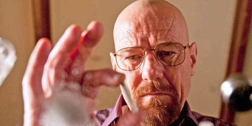 Walter segura a ricina em Breaking Bad