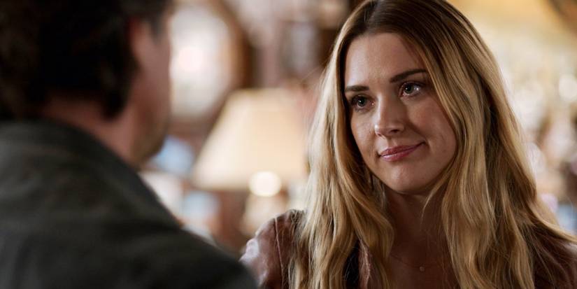 Mel at Jack's bar on Virgin River