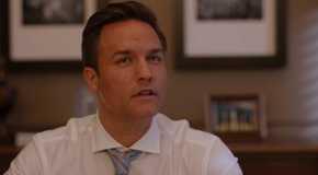 Scott Porter in Ginny & Georgia on Netflix