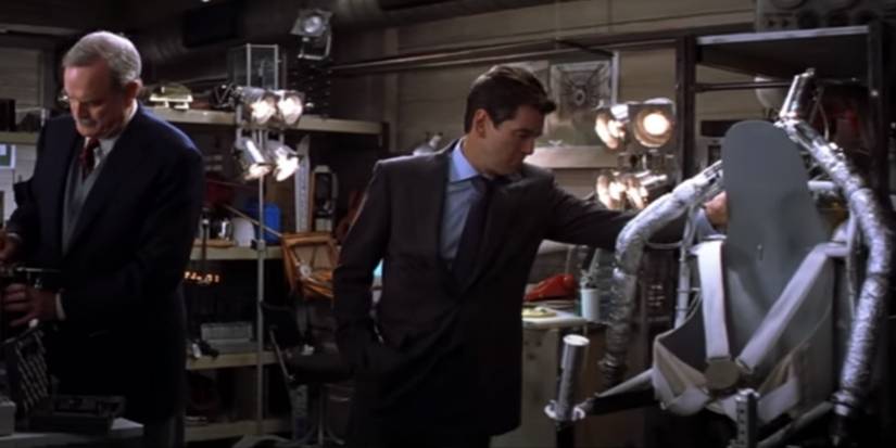 James Bond: 10 Clever References To Past Movies