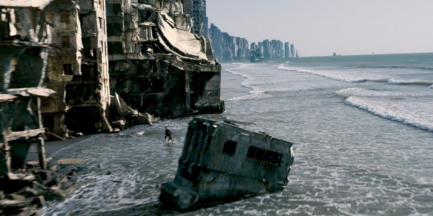Inception Ending Explained - Is Cobb Still Dreaming?
