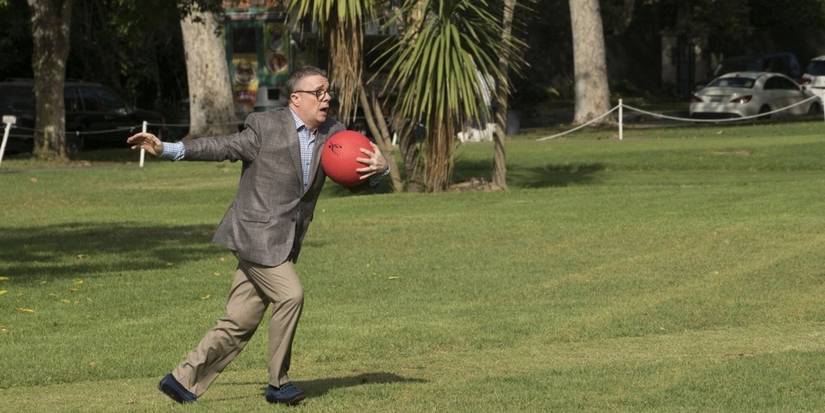 Modern Family: 5 Times Pepper Was Cam & Mitch's BFF (& 5 He Was The Worst)