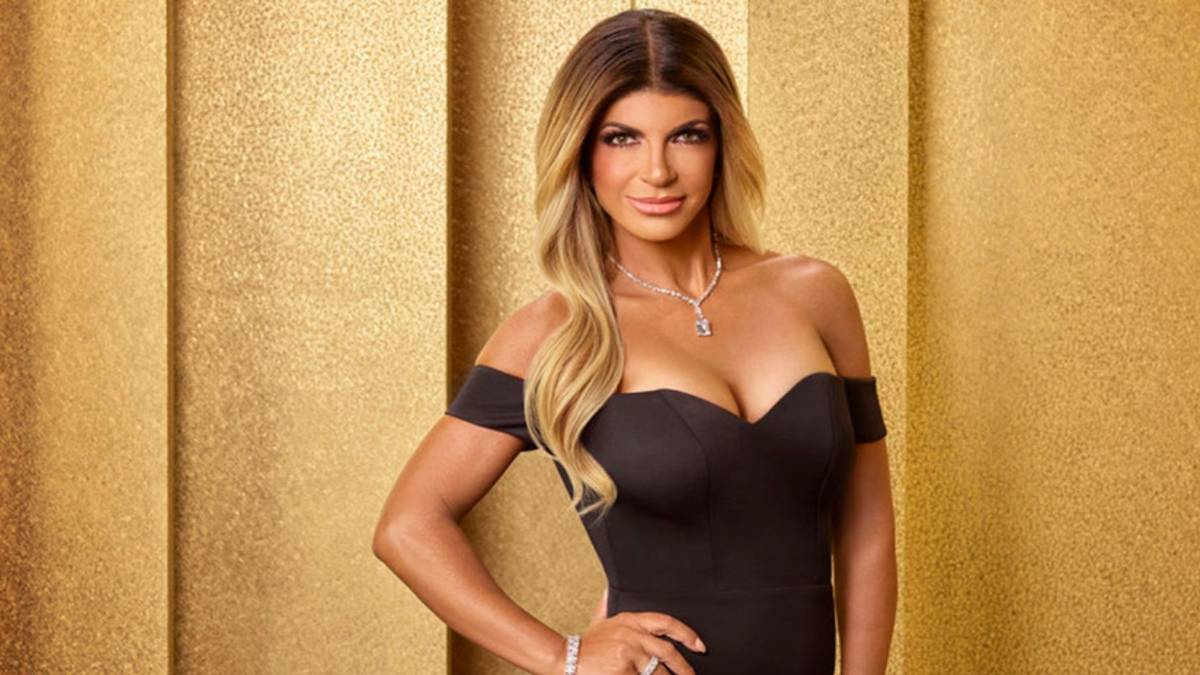 teresa giudice gold dress Rose Gold One Shoulder Wedding Dress With Pockets