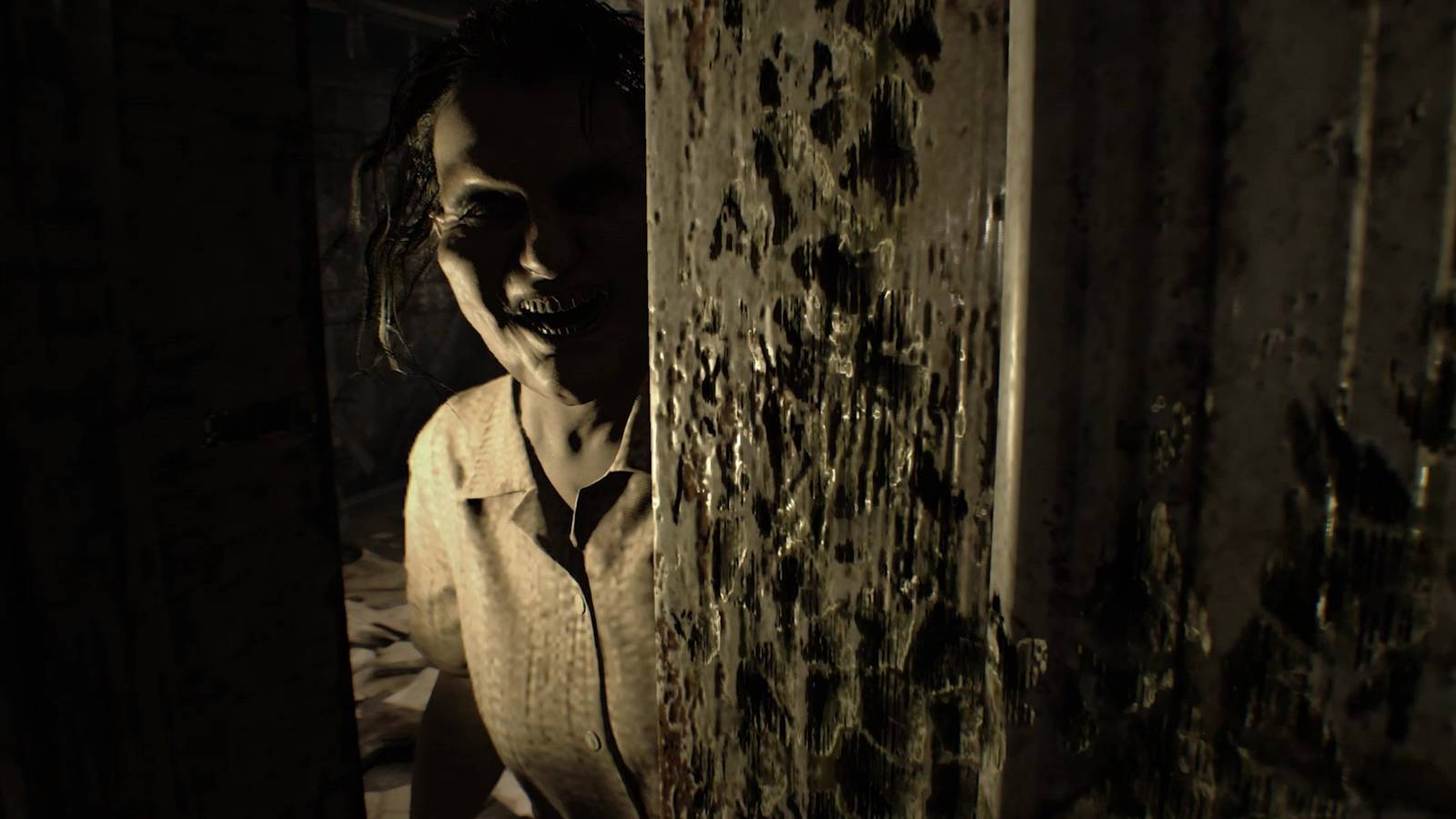 How To Find The Red & Blue Keycards in Resident Evil 7
