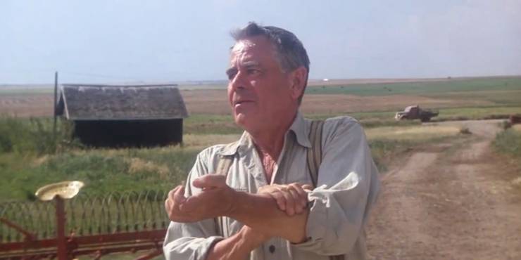 All The Easter Eggs From The Premiere Of Superman & Lois! 6 Superman The Movie Death of Jonathan Pa Kent