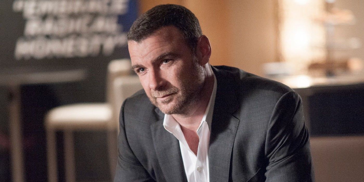 El spin-off de Ray Donovan de Guy Ritchie se convierte en un proyecto independiente y apunta a Tom Hardy y Pierce Brosnan como protagonistas