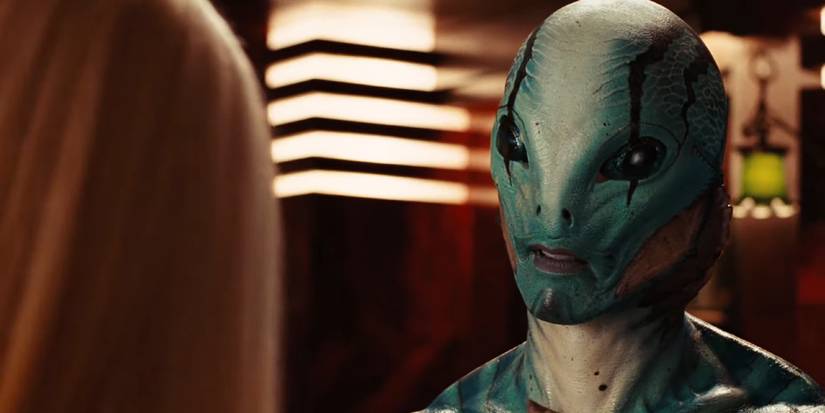 Abe Sapien Speaking With Princess Nuala - Hellboy II The Golden Army