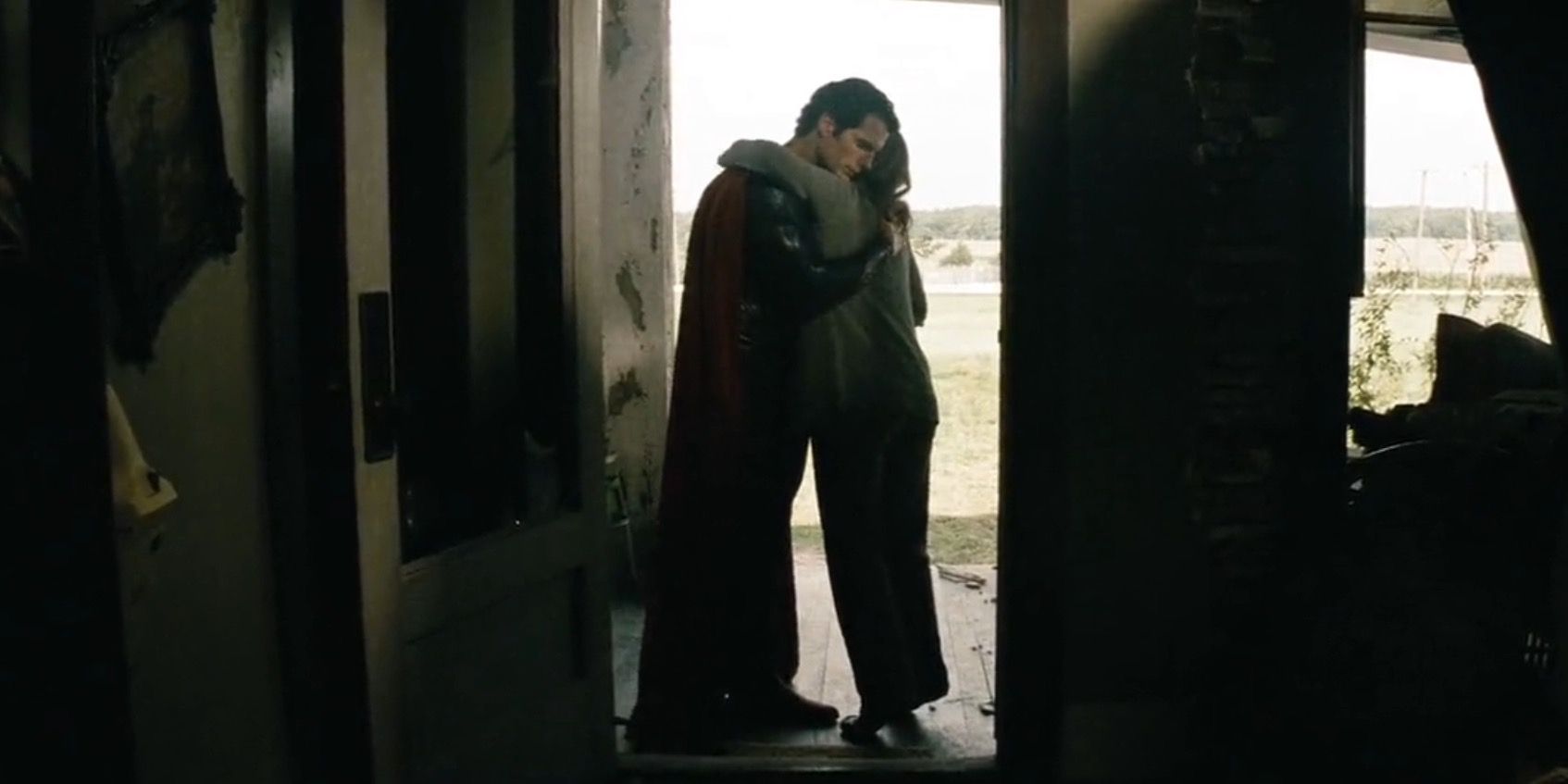 Martha-Kent-and-Superman-hugging-in-the-