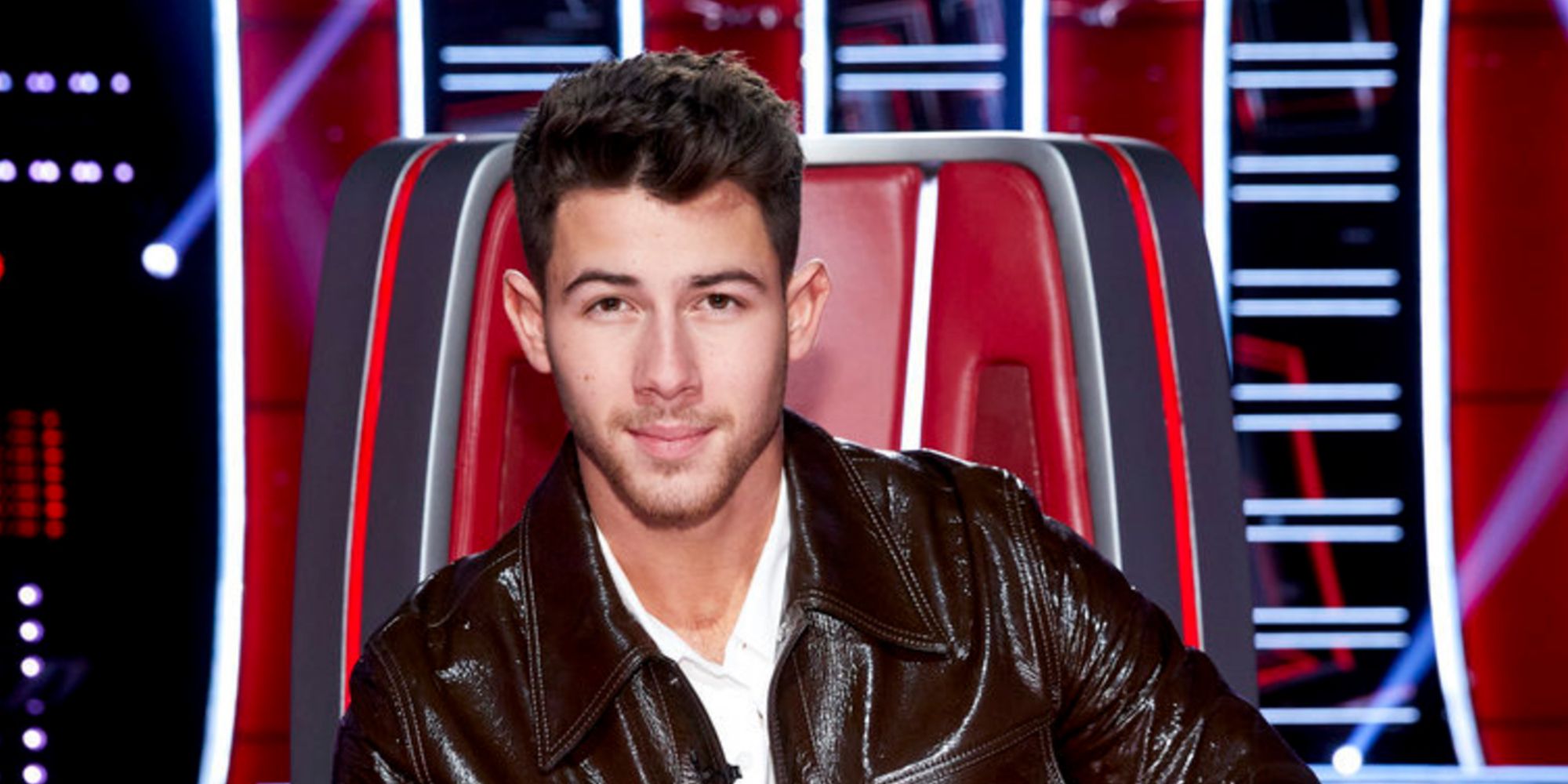 The Voice: Nick Jonas Reacts To Blake Shelton's Joke About His Injury