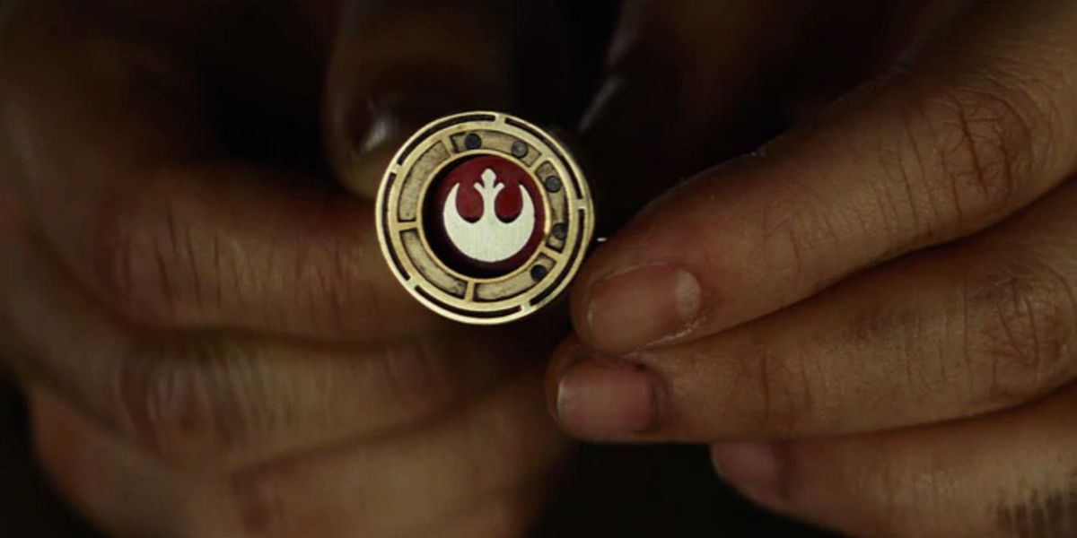 Rey's New Jedi Order Logo Revealed In Official Star Wars Merchandise