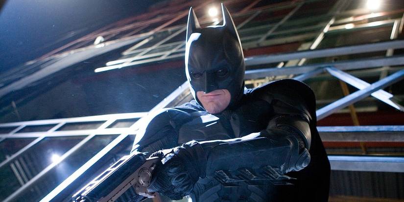 DC Comics: 10 Things You Didn't Notice About Batman's Fighting Style