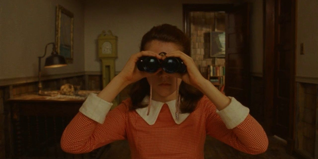 10 Iconic Costumes In Wes Anderson Movies