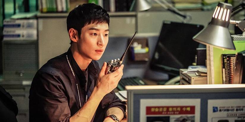 10 Must Watch K-Dramas That Aren’t Romances (& Where To Stream Them)