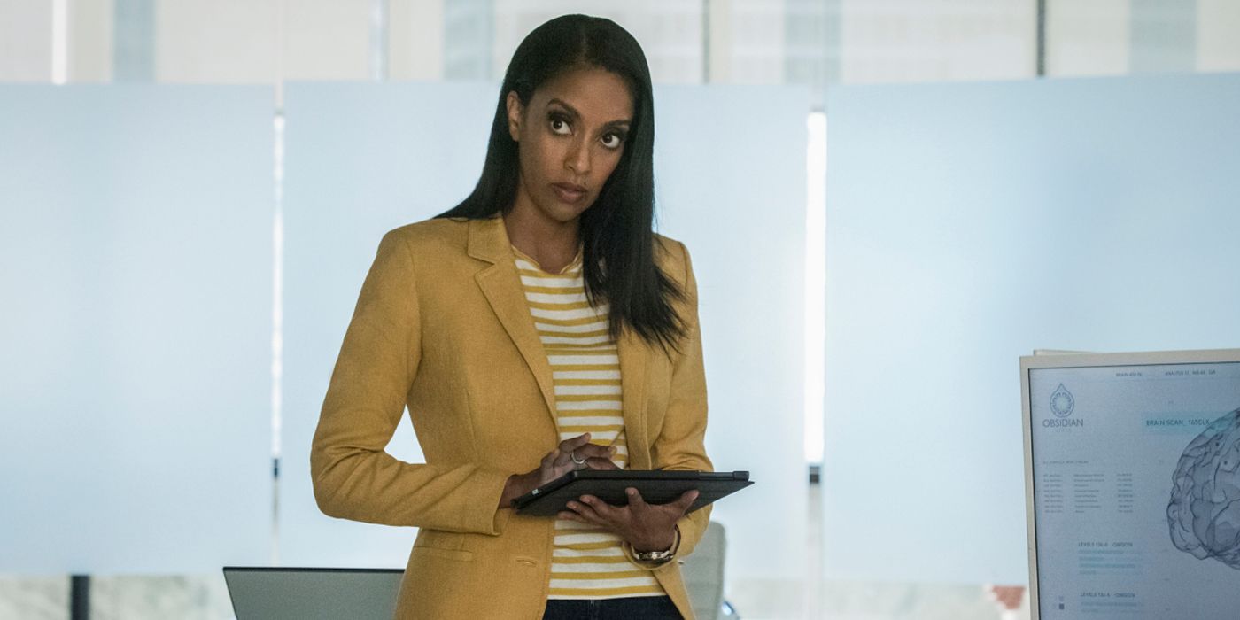 Azie Tesfai as Kelly Olsen in Supergirl