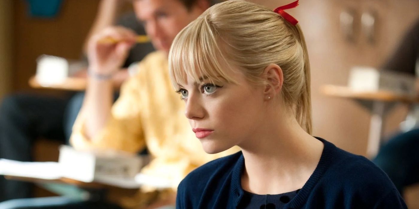 Emma Stone as Gwen Stacy at a school desk in The Amazing Spider-Man