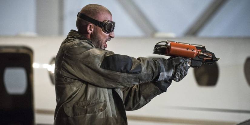 Arrowverse: 10 Things Only Comics Fans Know About Mick Rory