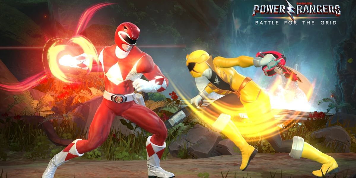 Gia attacks Jason at close range in Power Rangers.