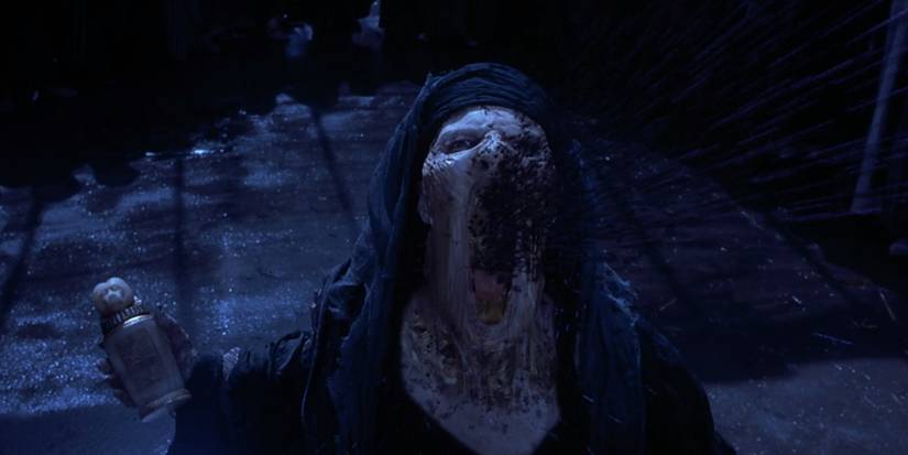 10 Harsh Realities Of Rewatching The Mummy, 27 Years Later 6 Imhotep unleashing pestilence plague in The Mummy 1999