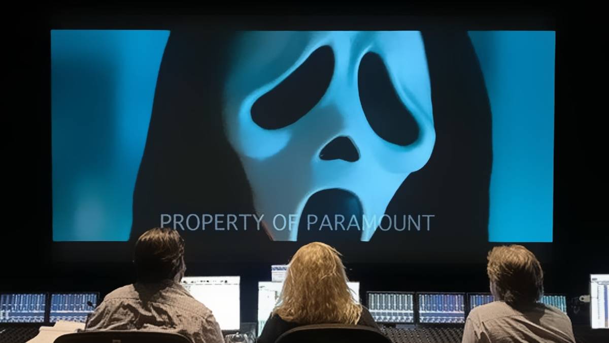 Scream 5 Production Mask