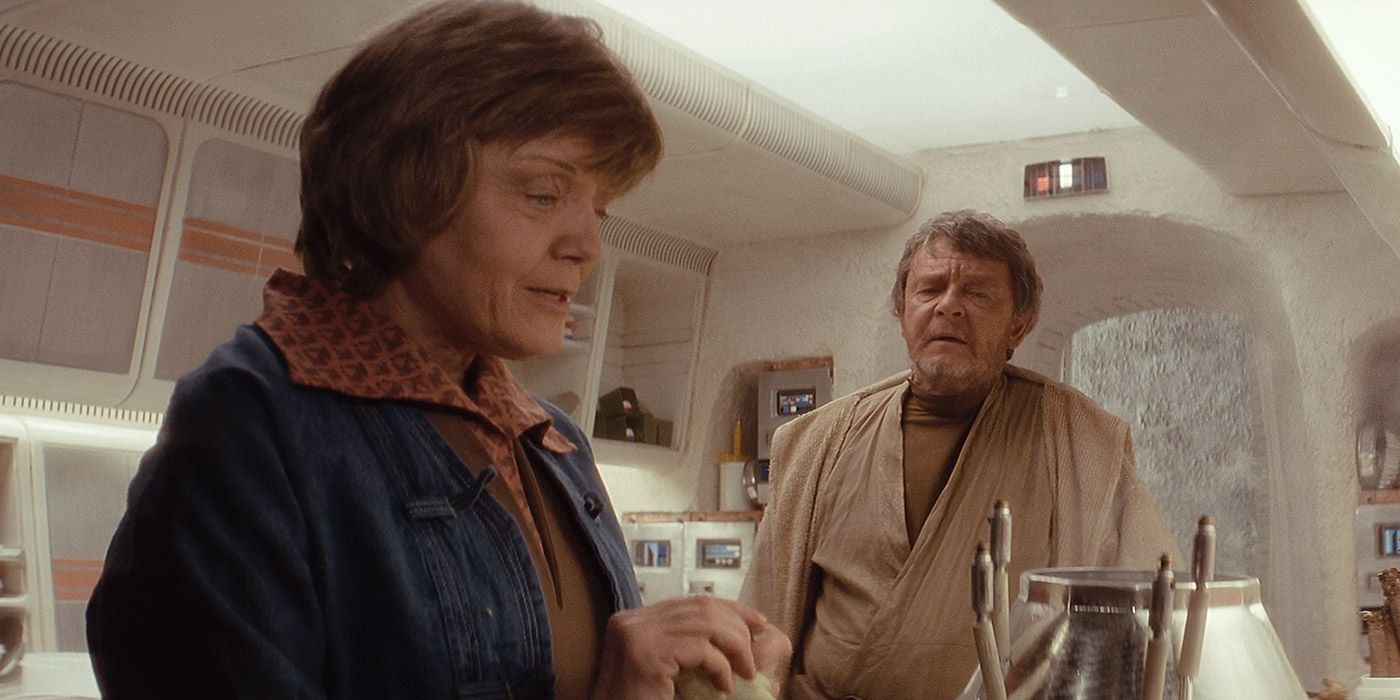 Star Wars 10 Things Only Diehard Fans Know About Uncle Owen And Aunt Beru Informone