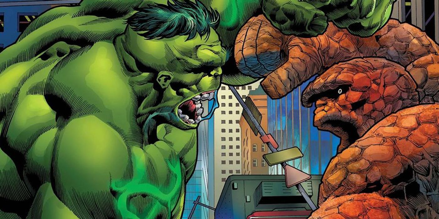 Hulk fighting The Thing
