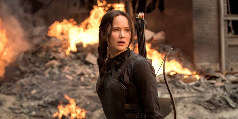 Huger Games Pin Hunger Games: Why Madge Gave Katniss The Mockingjay Pin
