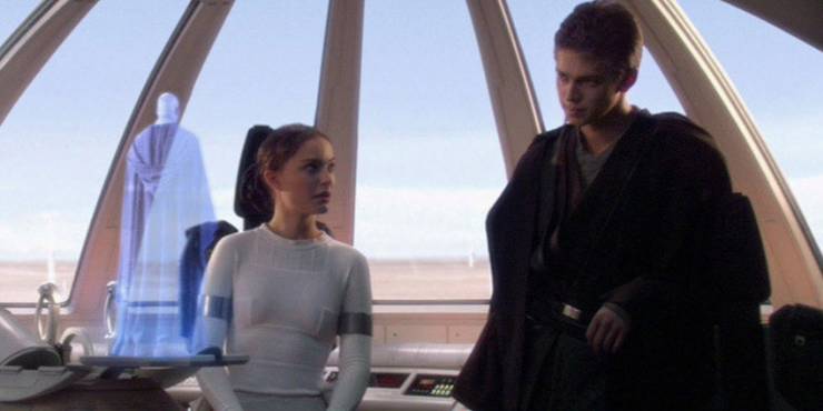 Anakin and Padm show the Jedi Council the distress message from Obi Wan in Attack Of The Clones.jpg?q=50&fit=crop&w=740&h=370&dpr=1